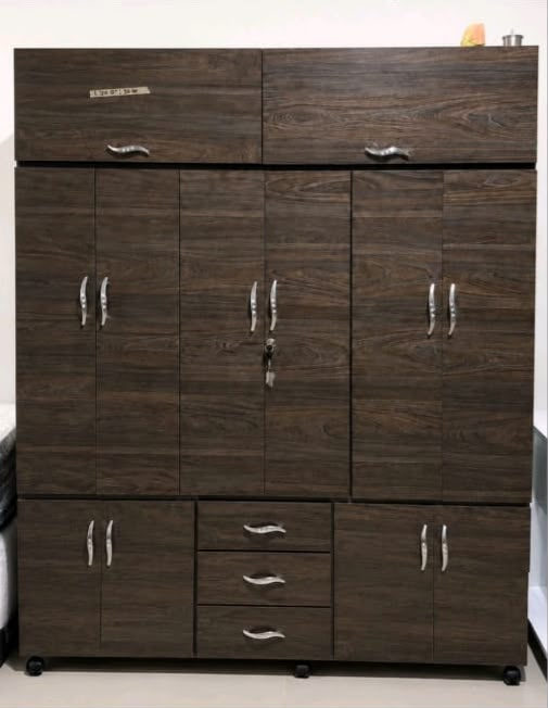 CLOSET MADECOR 1:80